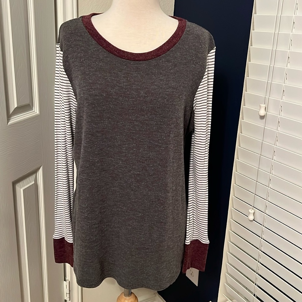 Native People Long Sleeve Knit Top